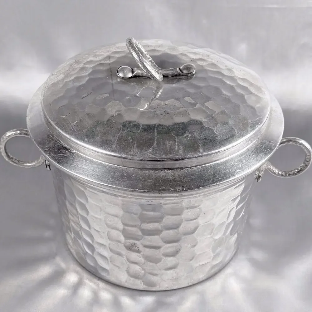 Vintage Hammered Aluminum Ice Bucket Pot w/ Lid & Ceramic Liner Everlast Style